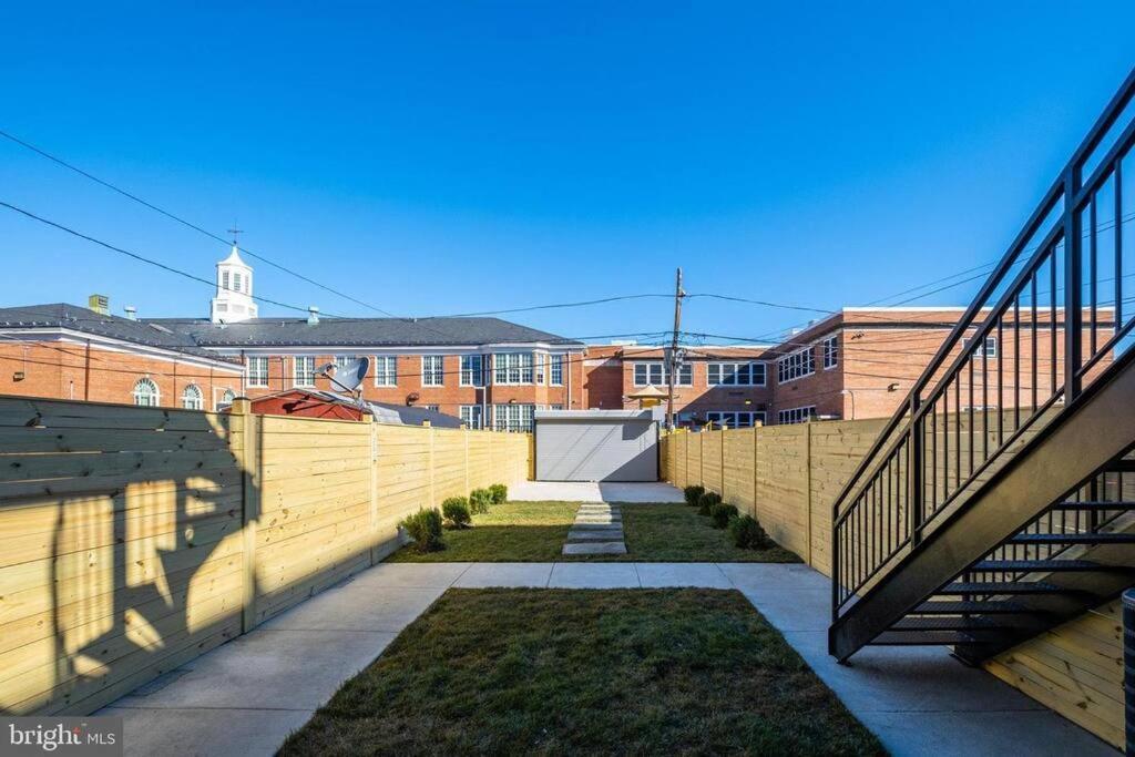 Capitol View1 Townhouse